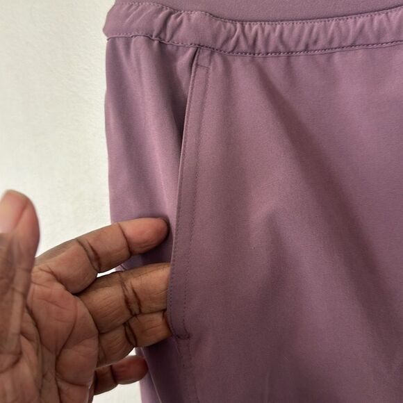 ATHLETA Attitude Pant 4 - Picture 5 of 7